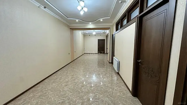 Kirayə verilir obyekt 165 m²