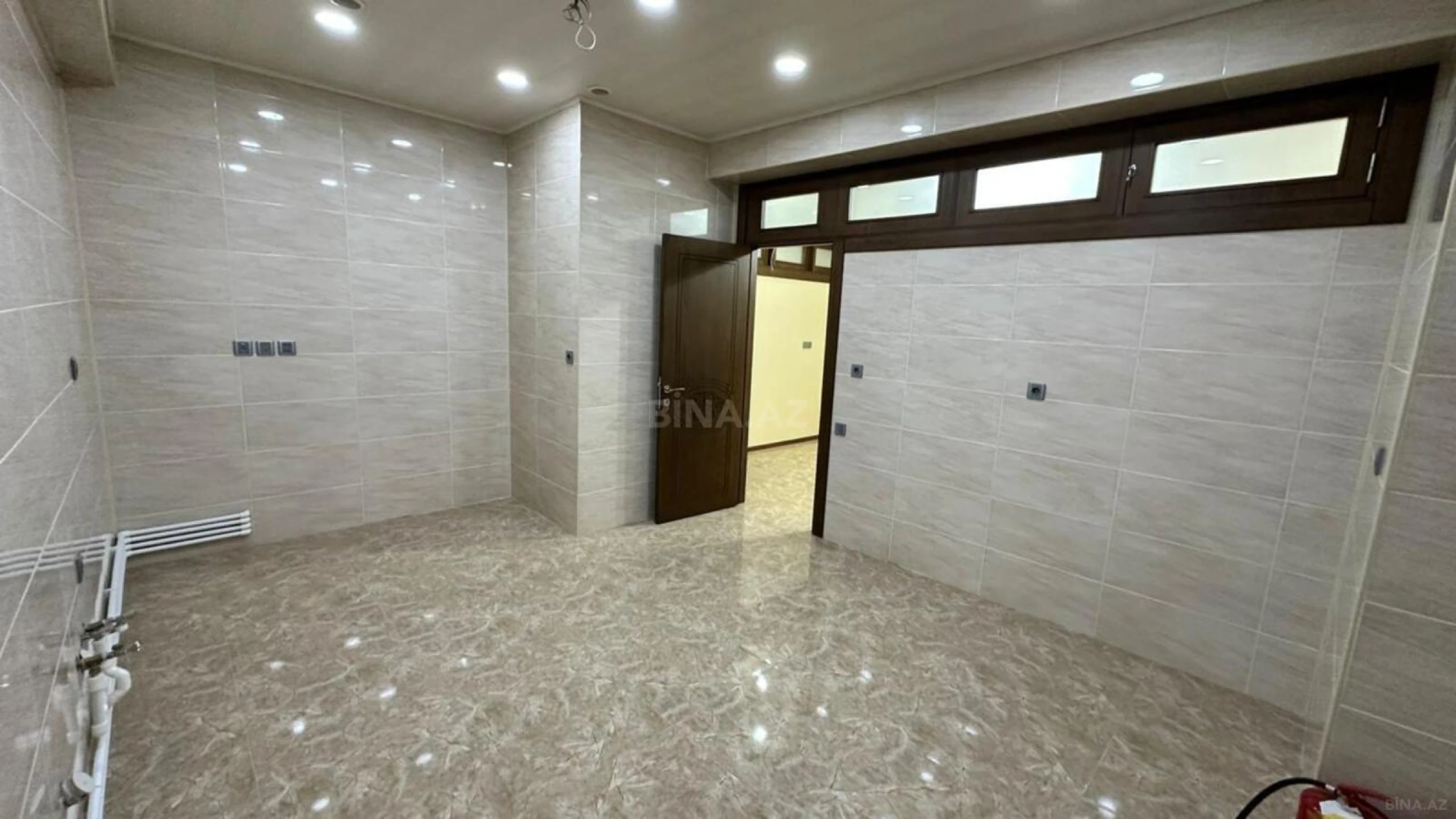 Kirayə verilir obyekt 165 m²