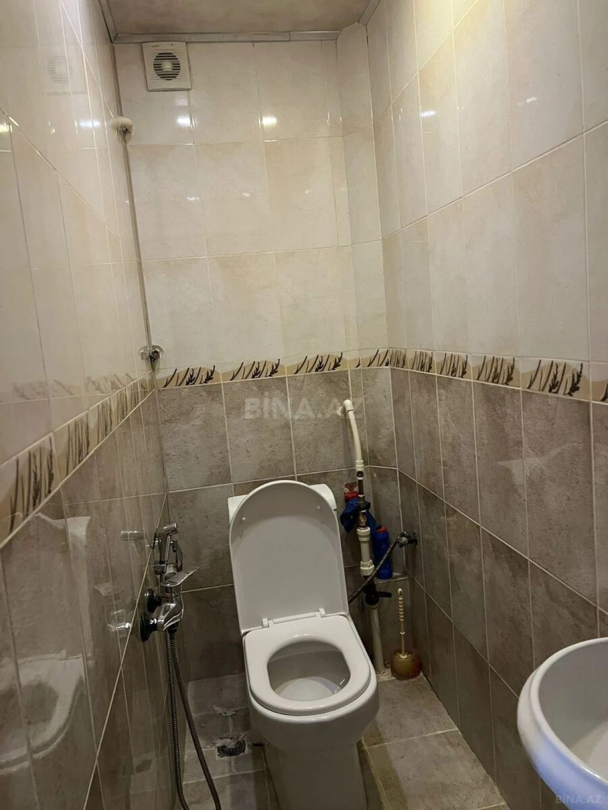 Satılır 4 otaqlı mənzil 70 m²