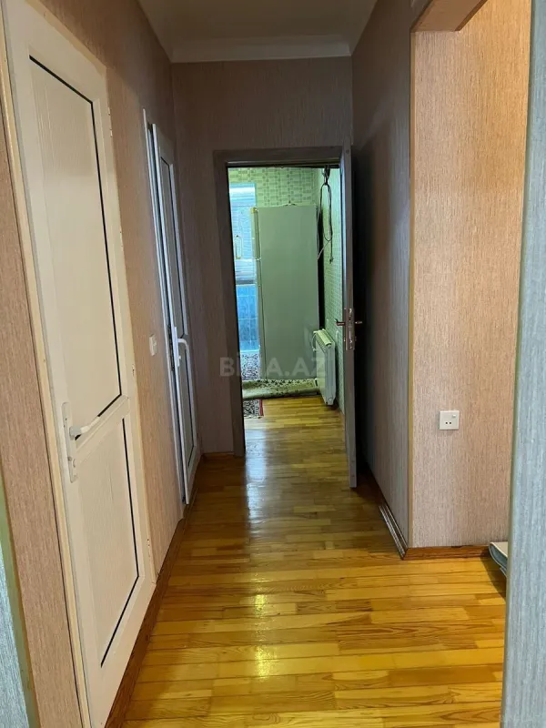Satılır 4 otaqlı mənzil 70 m²