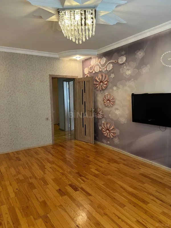 Satılır 4 otaqlı mənzil 70 m²