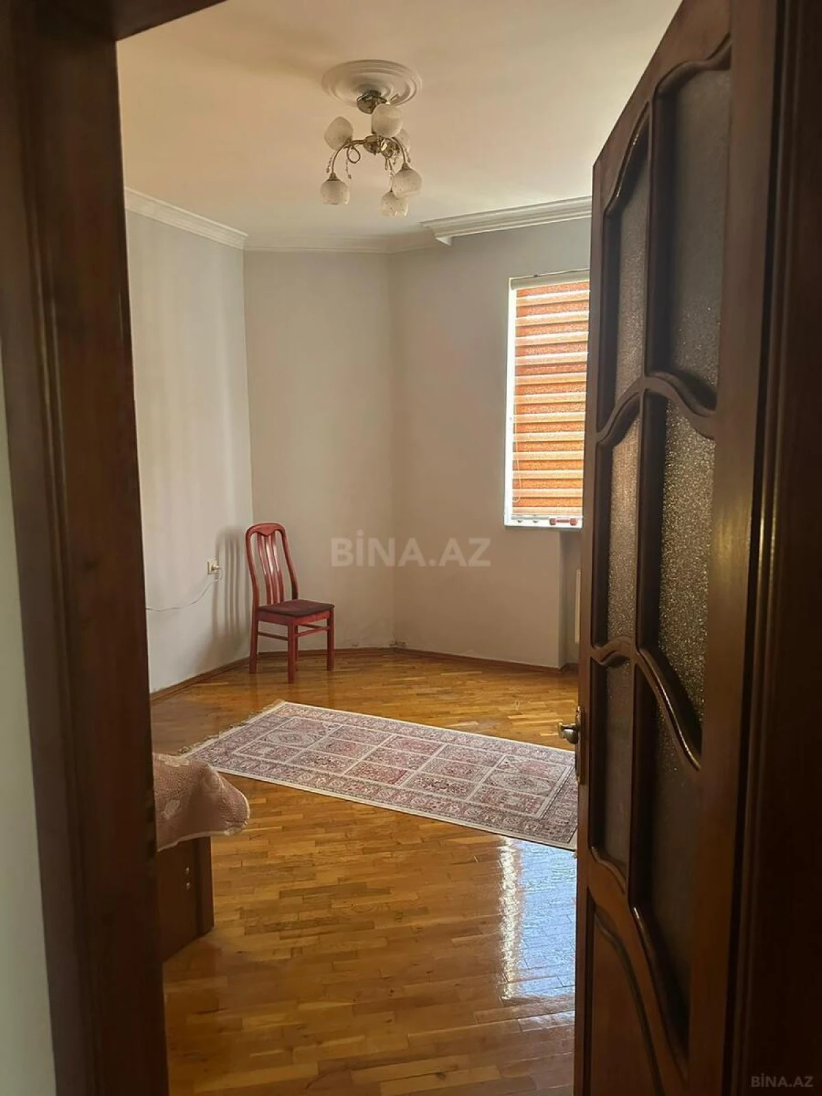 Satılır 3 otaqlı mənzil 120 m²