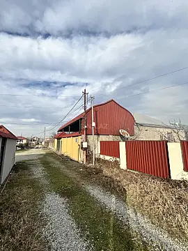 Satılır 4 otaqlı həyət evi 100 m²