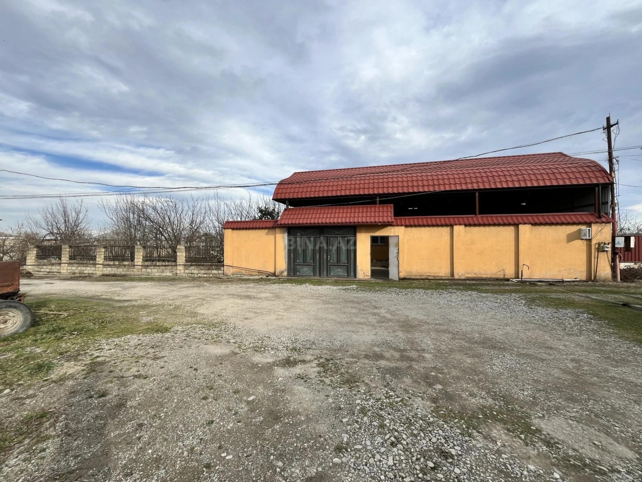 Satılır 4 otaqlı həyət evi 100 m²