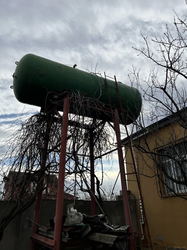 Satılır 4 otaqlı həyət evi 100 m²