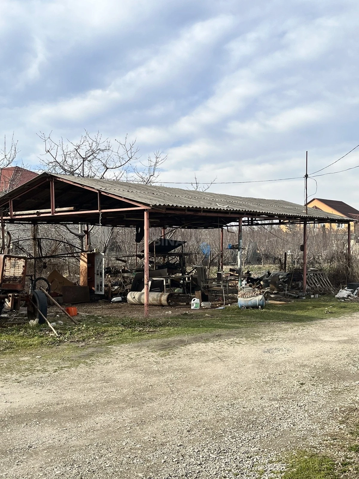 Satılır 4 otaqlı həyət evi 100 m²