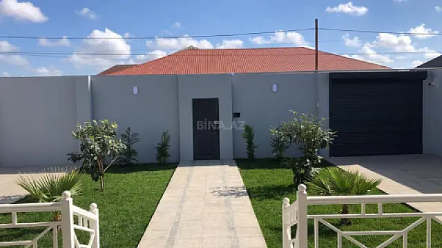 Satılır 3 otaqlı həyət evi 104 m²
