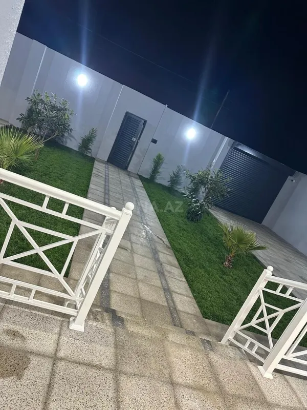Satılır 3 otaqlı həyət evi 104 m²