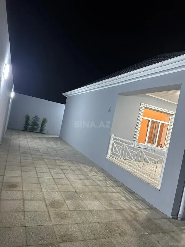 Satılır 3 otaqlı həyət evi 104 m²