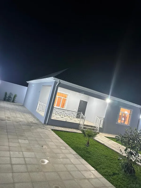 Satılır 3 otaqlı həyət evi 104 m²