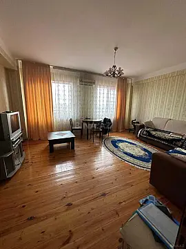 Satılır 3 otaqlı mənzil 112 m²