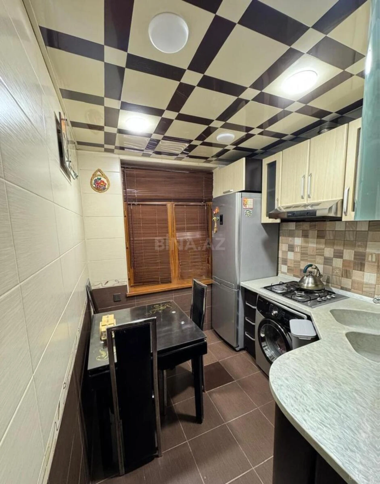 Satılır 2 otaqlı mənzil 55 m²