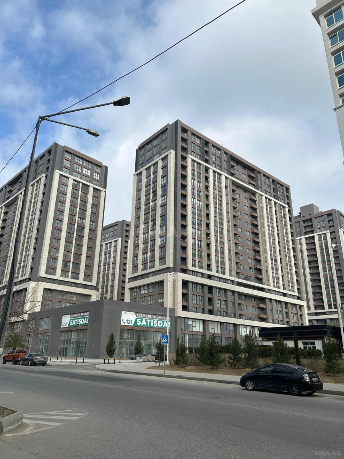 Satılır 2 otaqlı mənzil 68 m²
