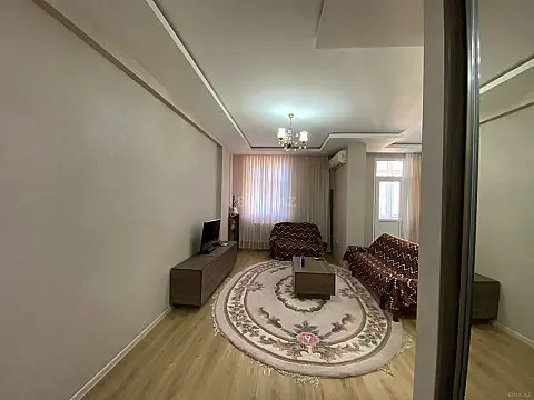 Kirayə verilir 2 otaqlı mənzil 70 m²
