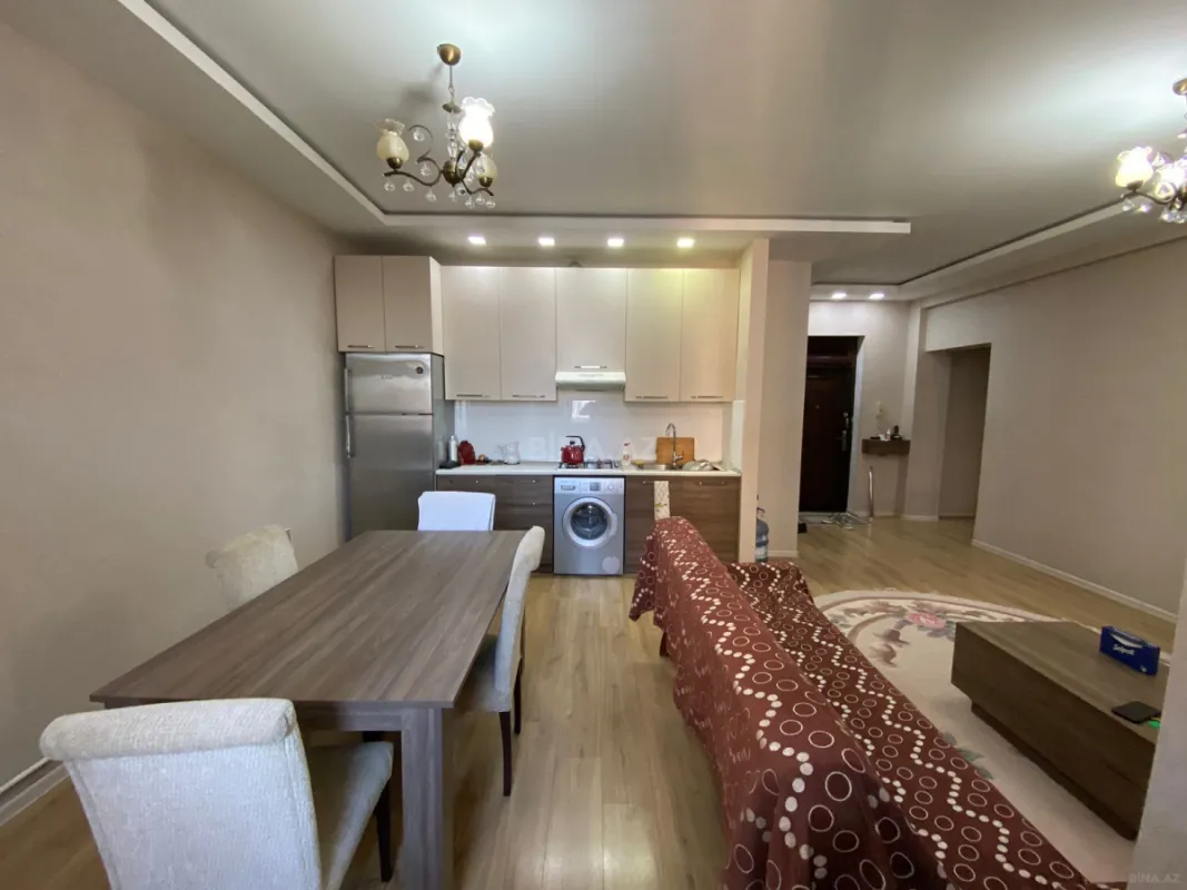 Kirayə verilir 2 otaqlı mənzil 70 m²