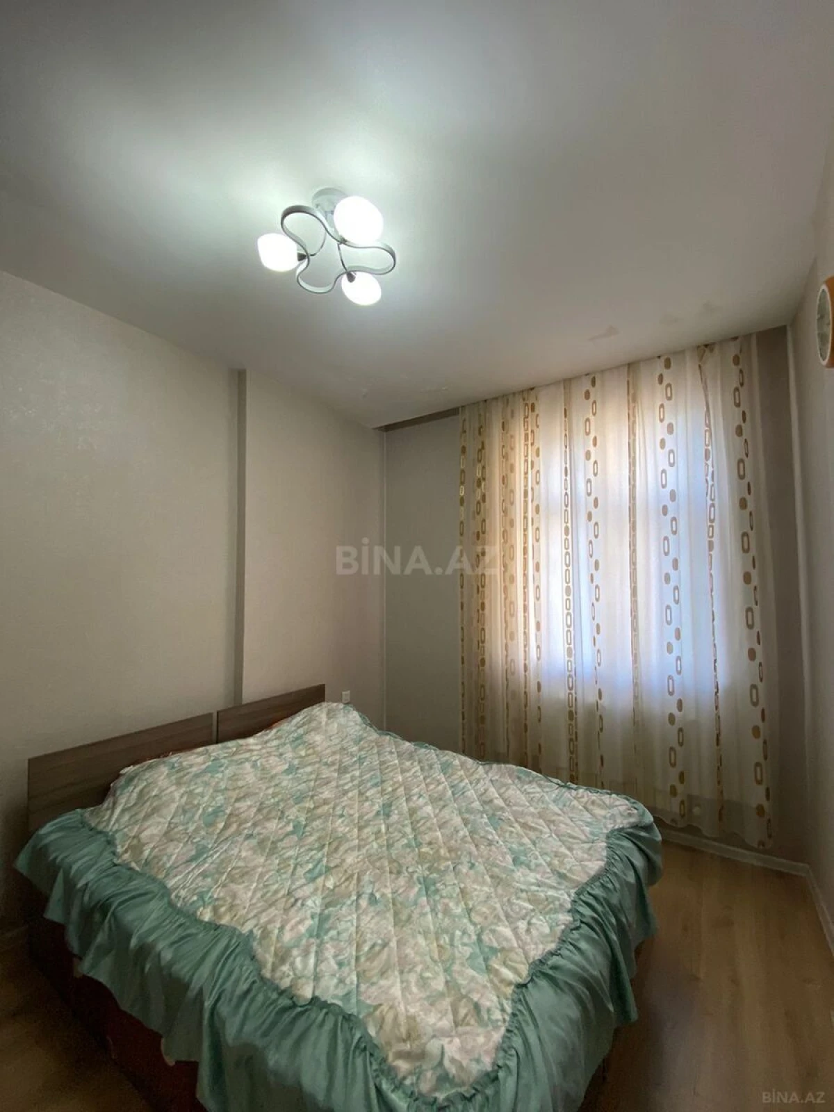 Kirayə verilir 2 otaqlı mənzil 70 m²