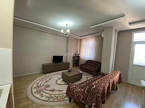 Kirayə verilir 2 otaqlı mənzil 70 m²