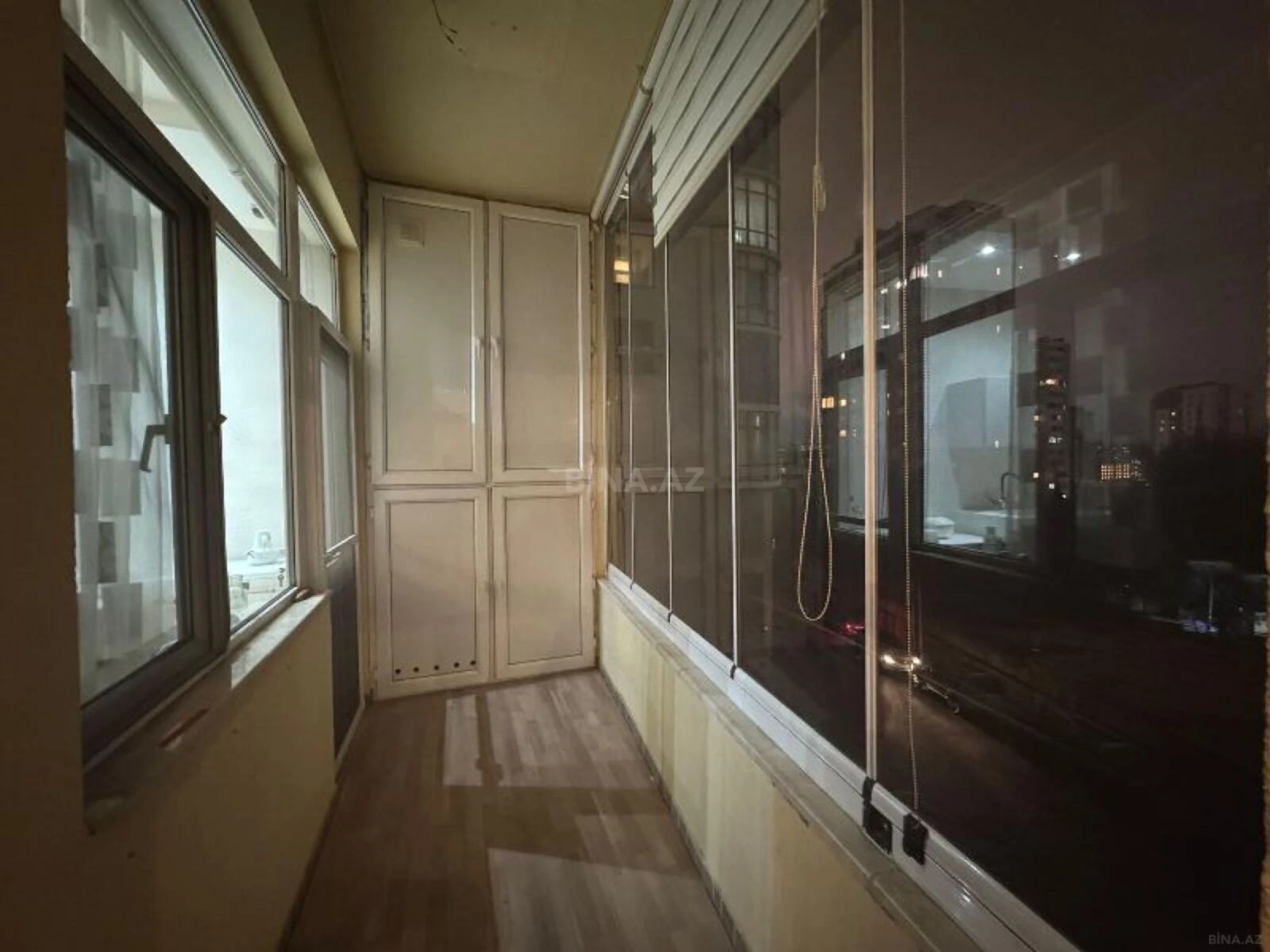 Kirayə verilir 2 otaqlı mənzil 101 m²