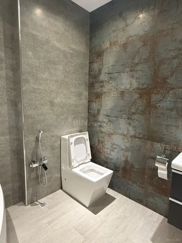 Kirayə verilir 2 otaqlı mənzil 87 m²