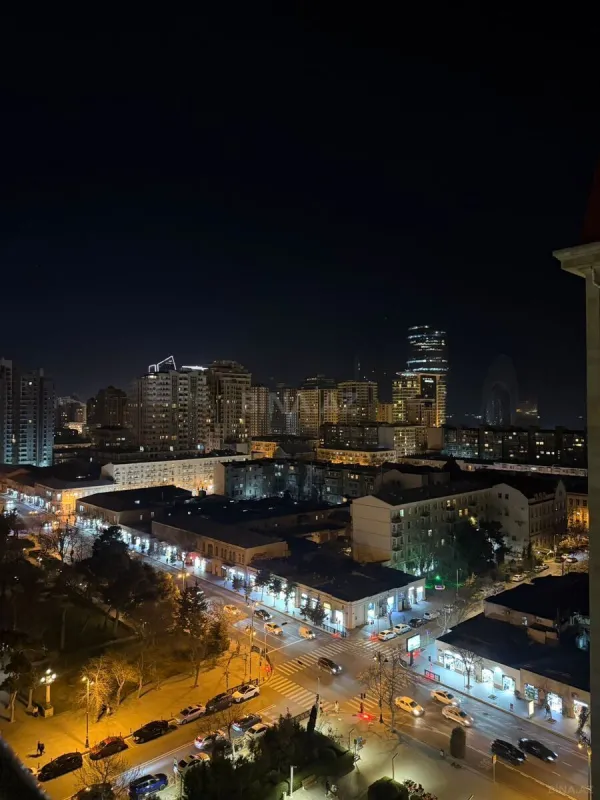 Kirayə verilir 2 otaqlı mənzil 87 m²