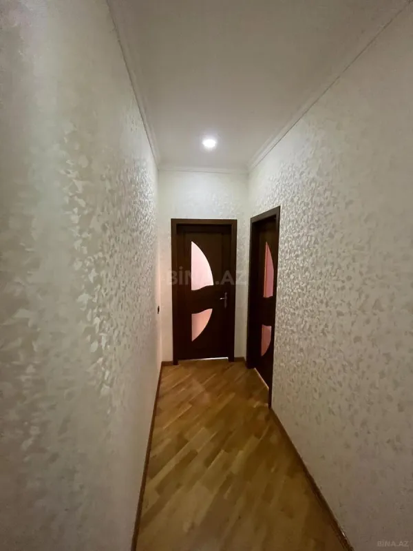 Kirayə verilir 3 otaqlı mənzil 137 m²