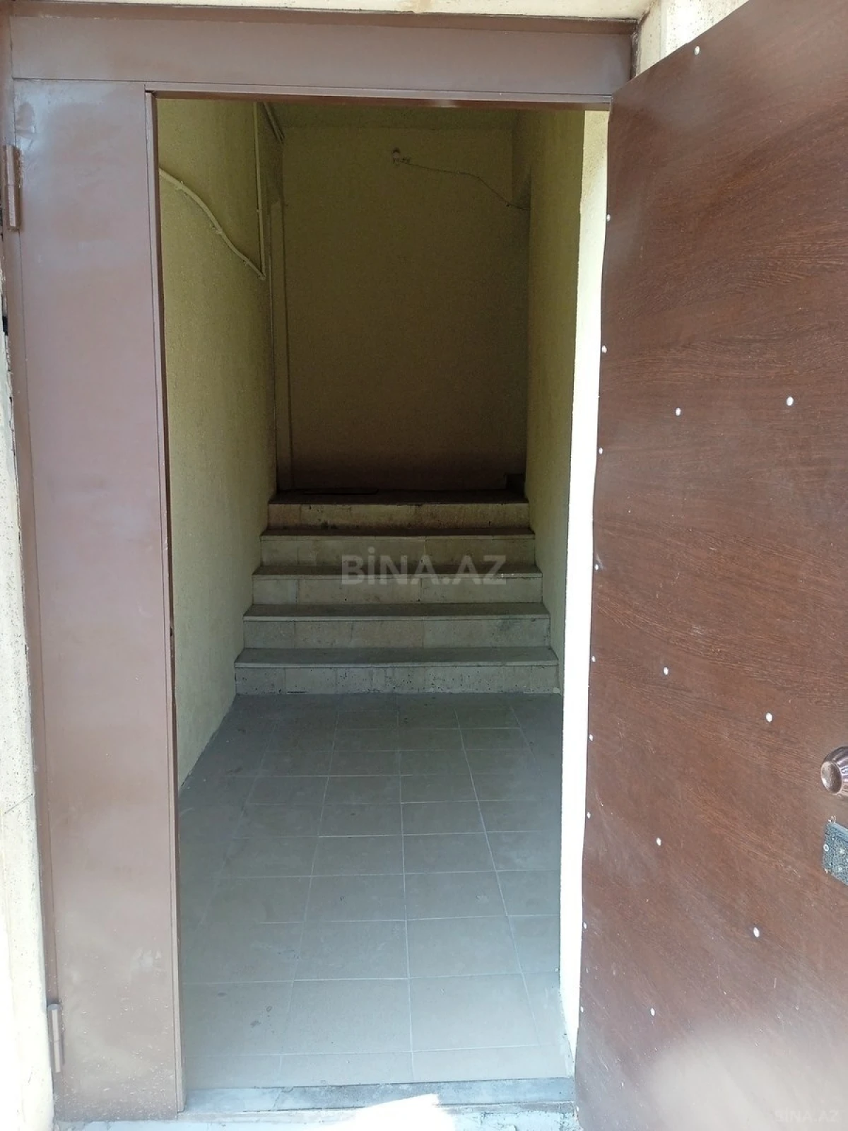 Satılır 2 otaqlı mənzil 57 m²