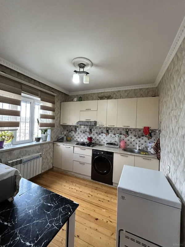 Satılır 3 otaqlı həyət evi 100 m²