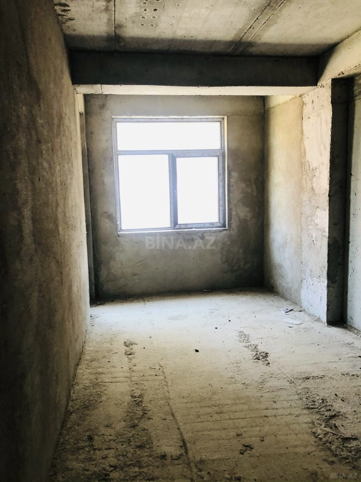 Satılır 3 otaqlı mənzil 168 m²