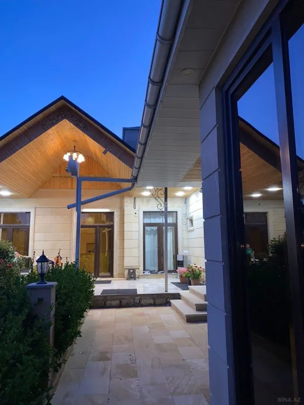 Kirayə verilir 6 otaqlı həyət evi 320 m²