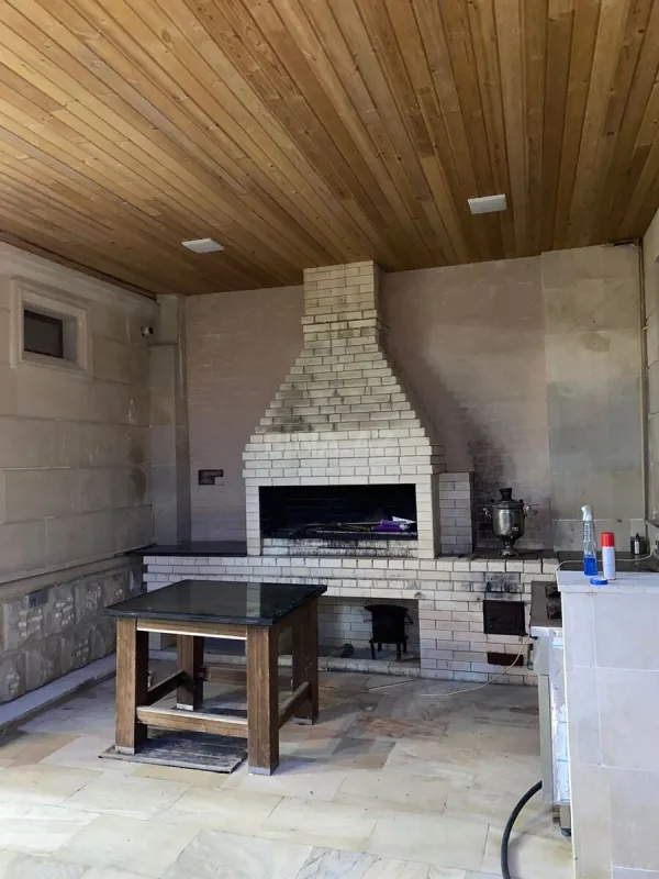 Kirayə verilir 6 otaqlı həyət evi 320 m²