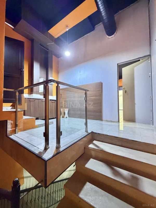 Kirayə verilir obyekt 143 m²