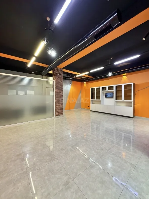 Kirayə verilir obyekt 143 m²