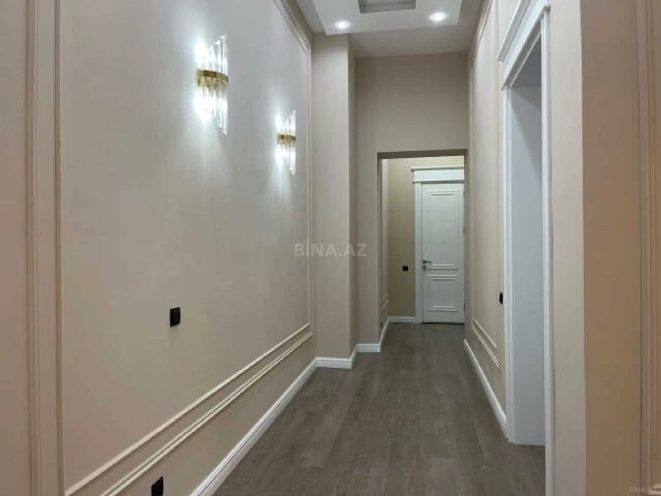 Satılır 3 otaqlı mənzil 95 m²