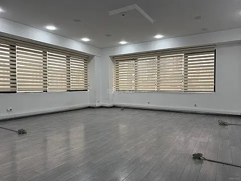 Kirayə verilir 4 otaqlı ofis 250 m² — Bakı, Nərimanov 4 otaq 250.00 m²