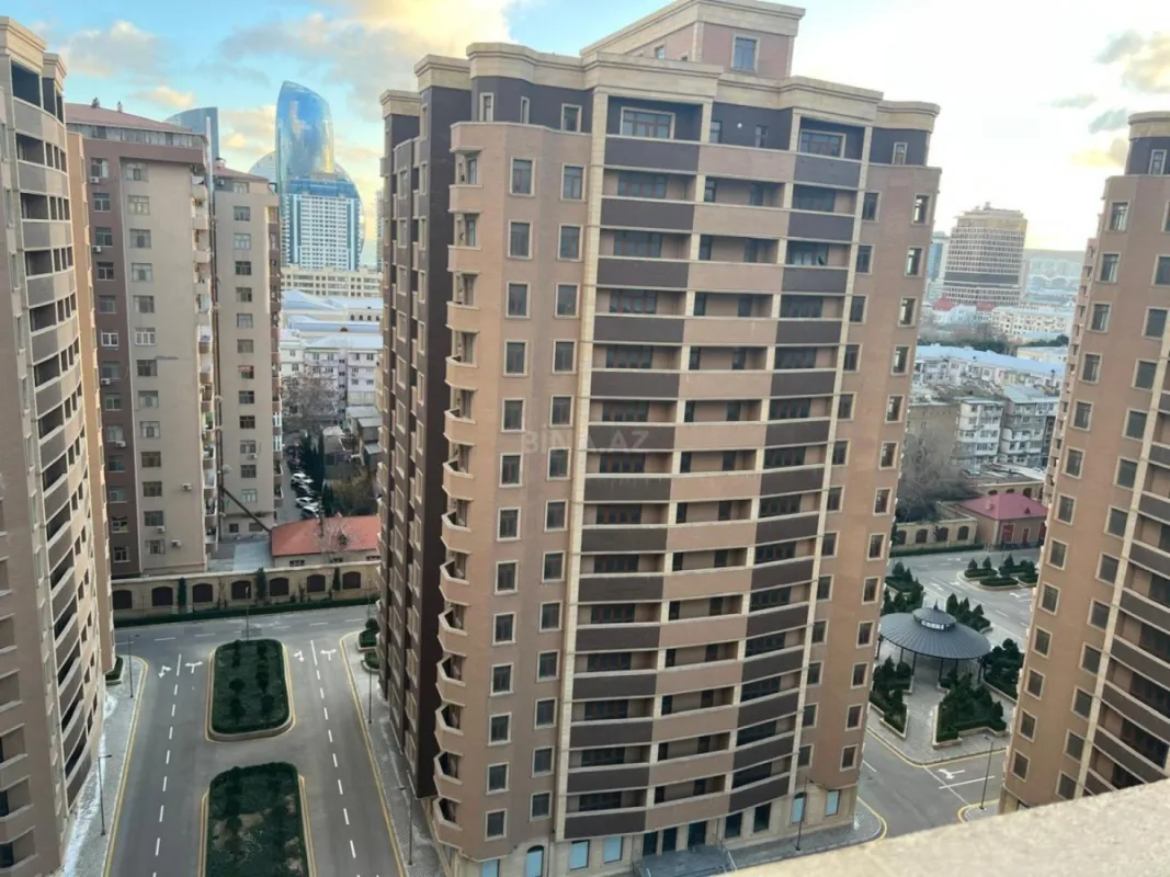 Kirayə verilir 2 otaqlı mənzil 100 m²