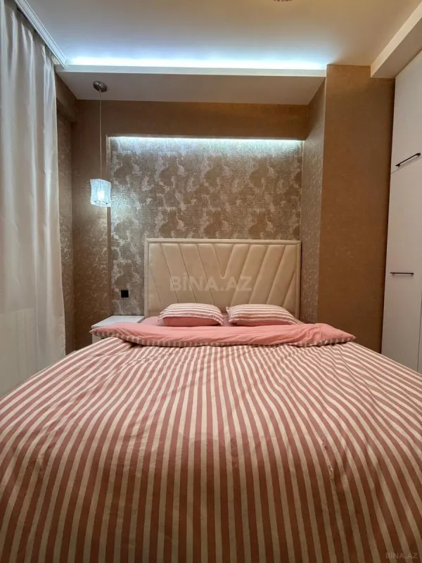 Kirayə verilir 2 otaqlı mənzil 65 m²