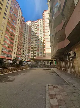 Satılır 4 otaqlı mənzil 140 m² — Bakı, İnşaatçılar 4 otaq 140.00 m²