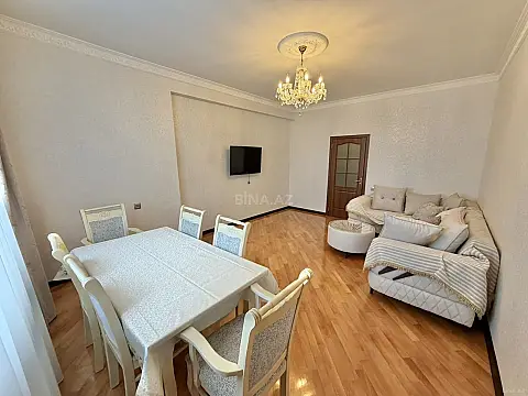 Kirayə verilir 2 otaqlı mənzil 85 m²