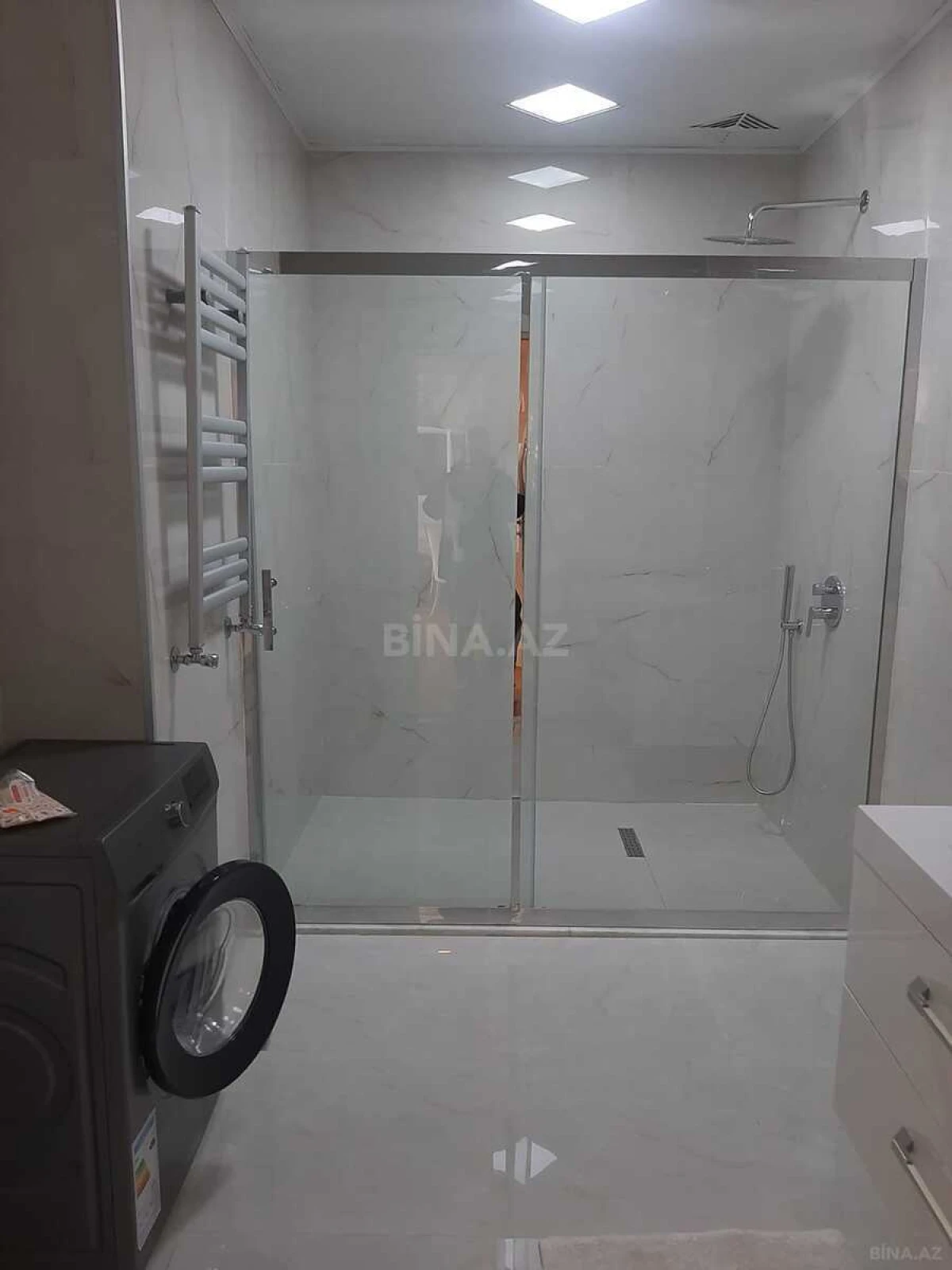 Satılır 3 otaqlı mənzil 110 m²