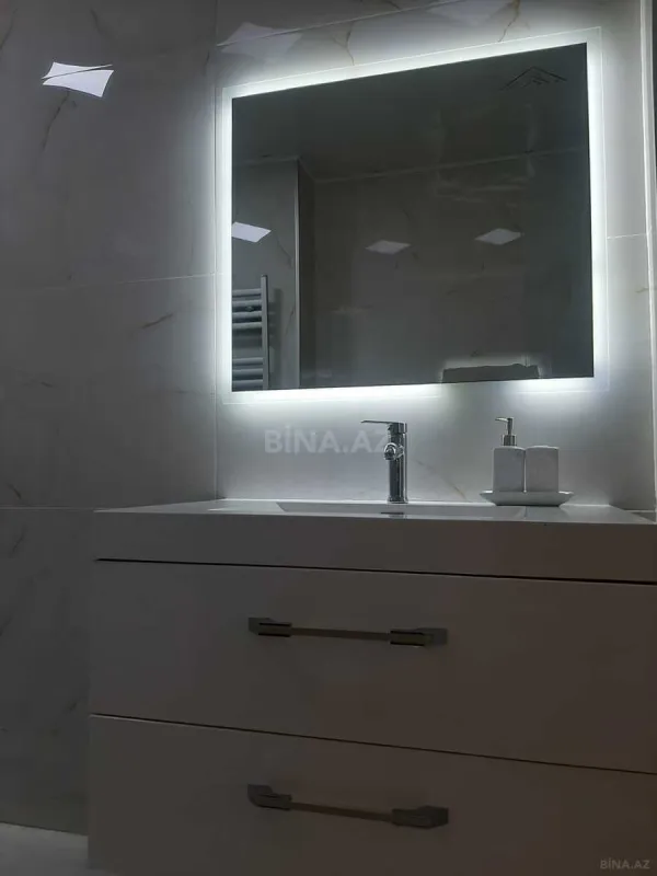 Satılır 3 otaqlı mənzil 110 m²