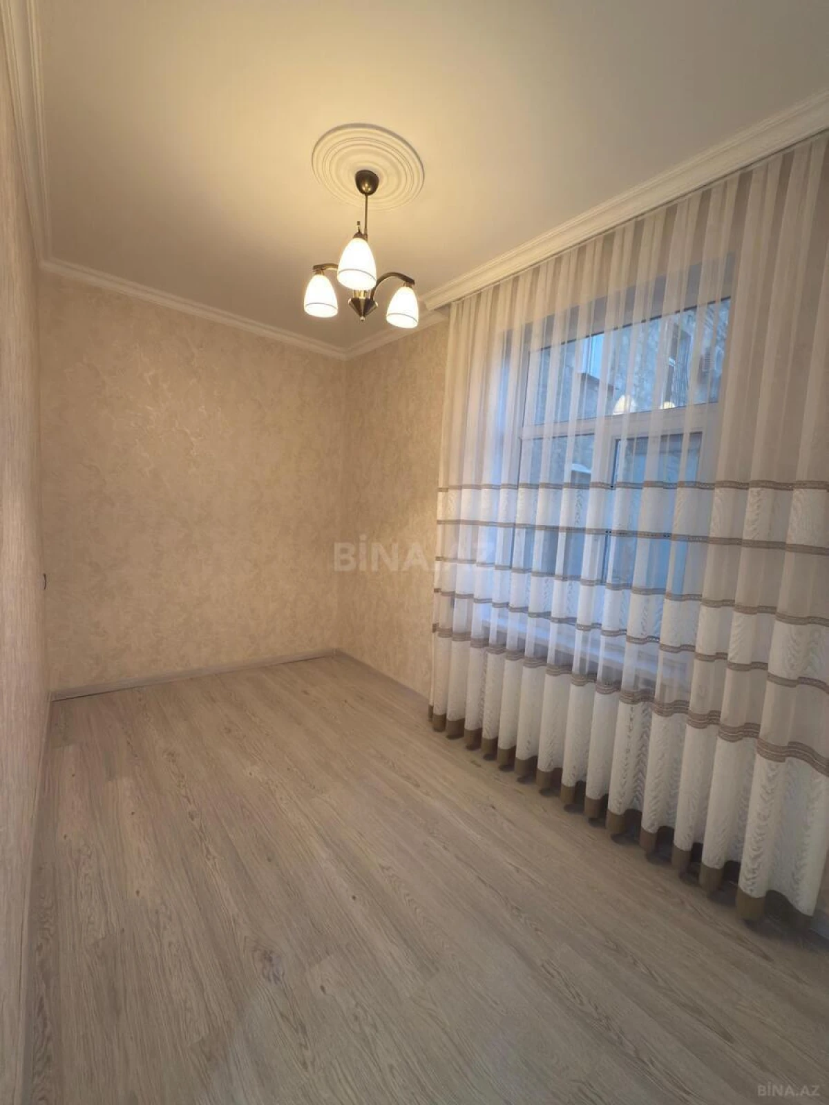 Satılır 3 otaqlı mənzil 50 m²