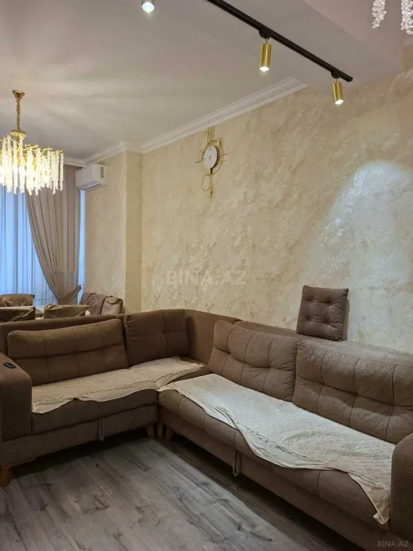 Satılır 3 otaqlı mənzil 110 m²