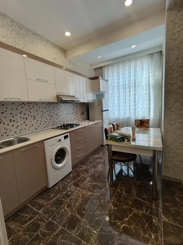 Satılır 2 otaqlı mənzil 73 m²