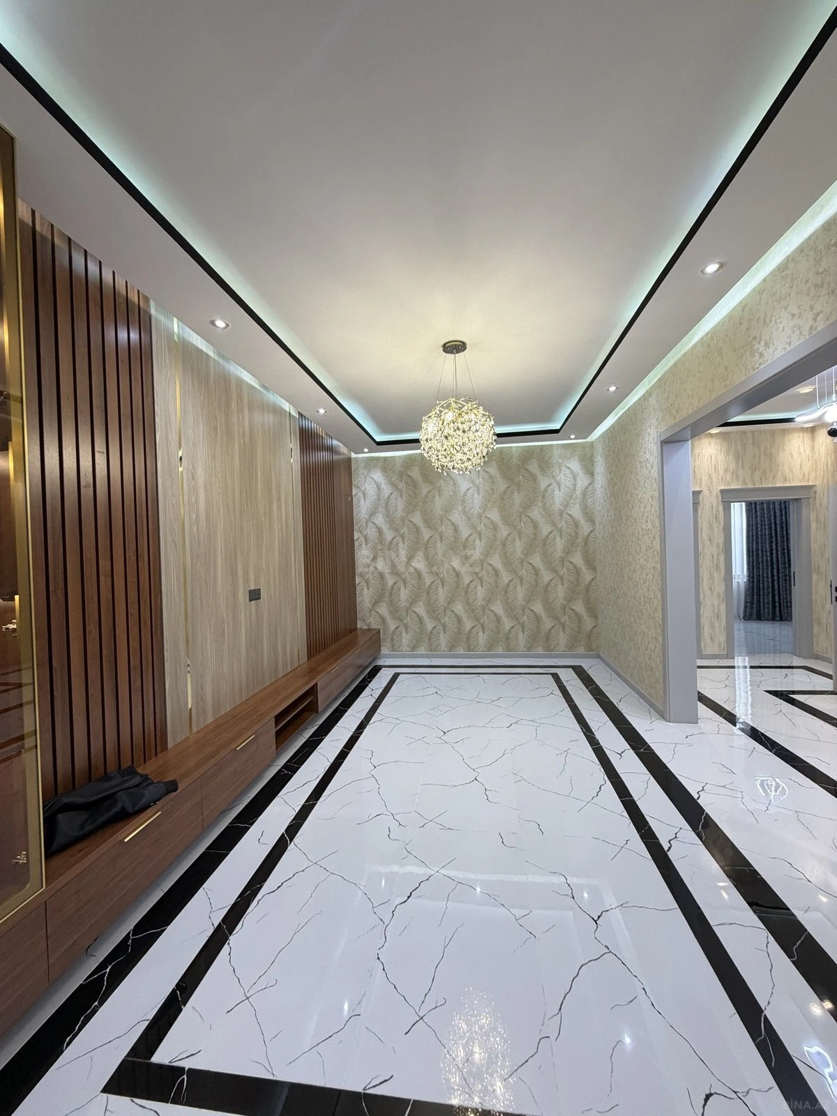 Satılır 4 otaqlı həyət evi 140 m²