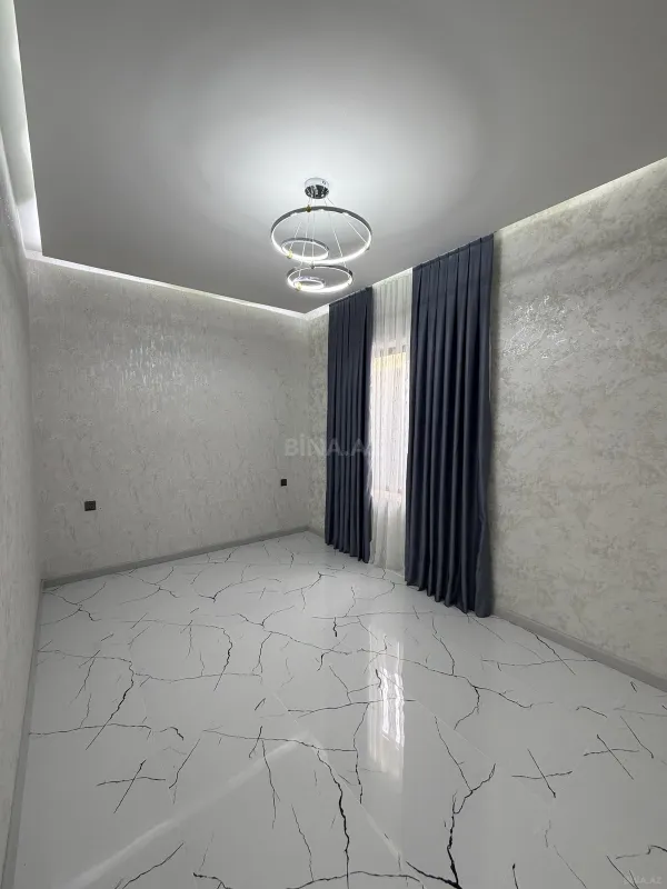 Satılır 4 otaqlı həyət evi 140 m²