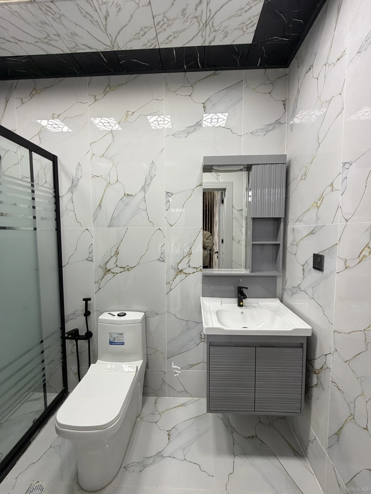 Satılır 4 otaqlı həyət evi 140 m²