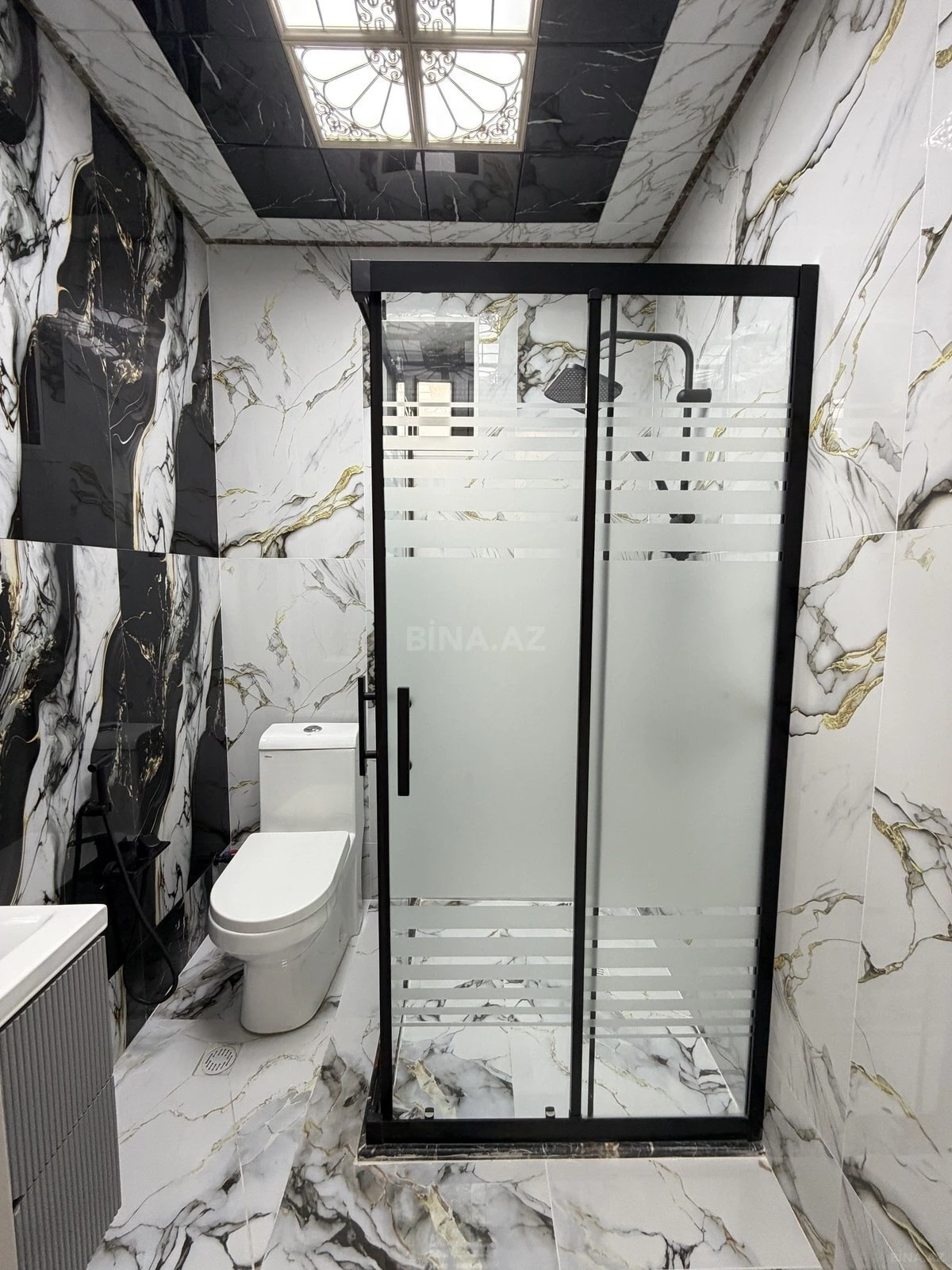 Satılır 4 otaqlı həyət evi 140 m²