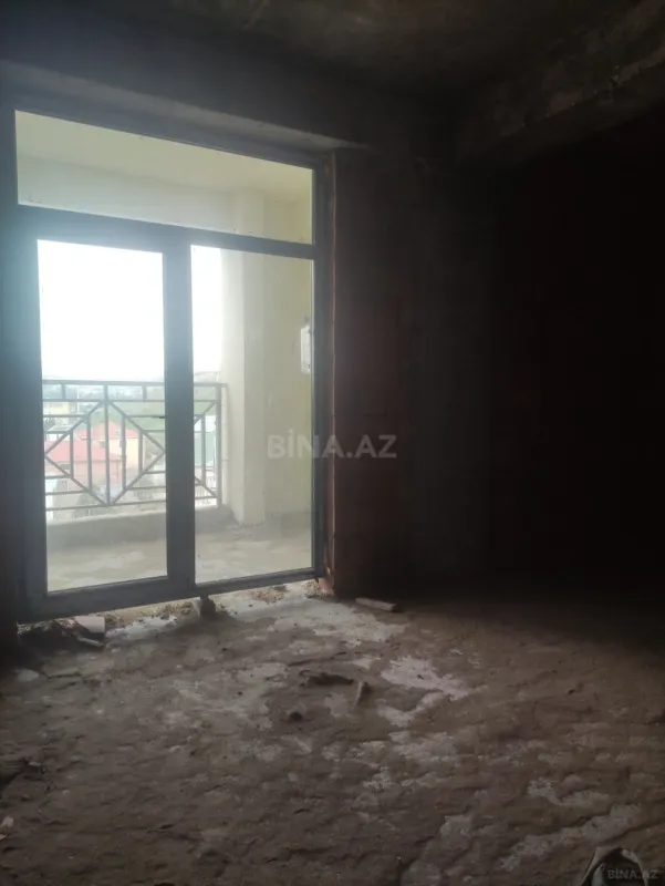 Satılır 3 otaqlı mənzil 123 m²