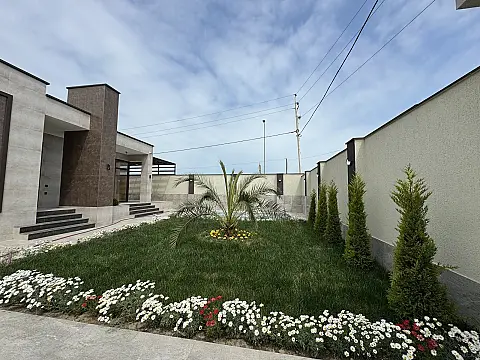 Satılır 4 otaqlı həyət evi 140 m²