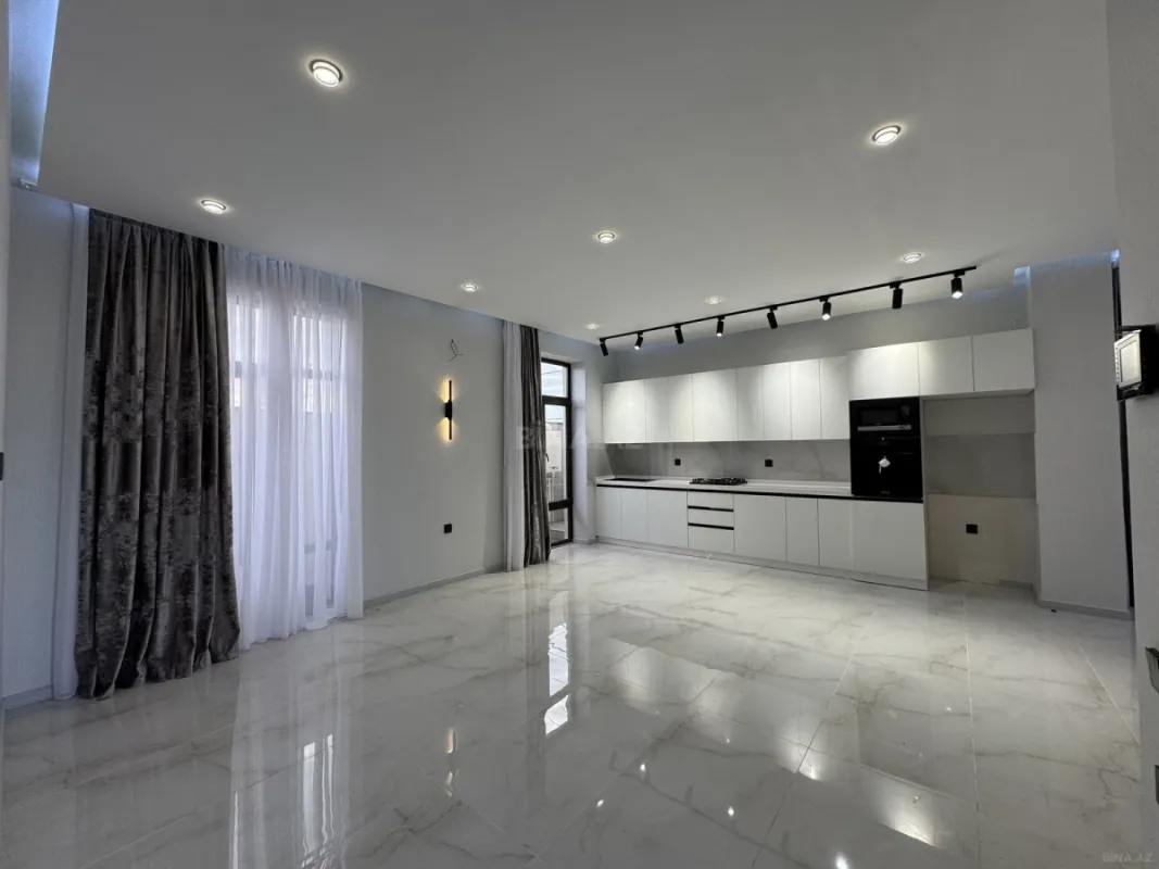 Satılır 4 otaqlı həyət evi 140 m²